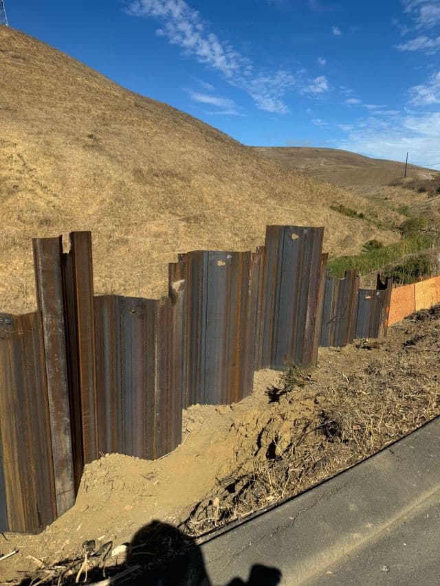 Site overview with equipment