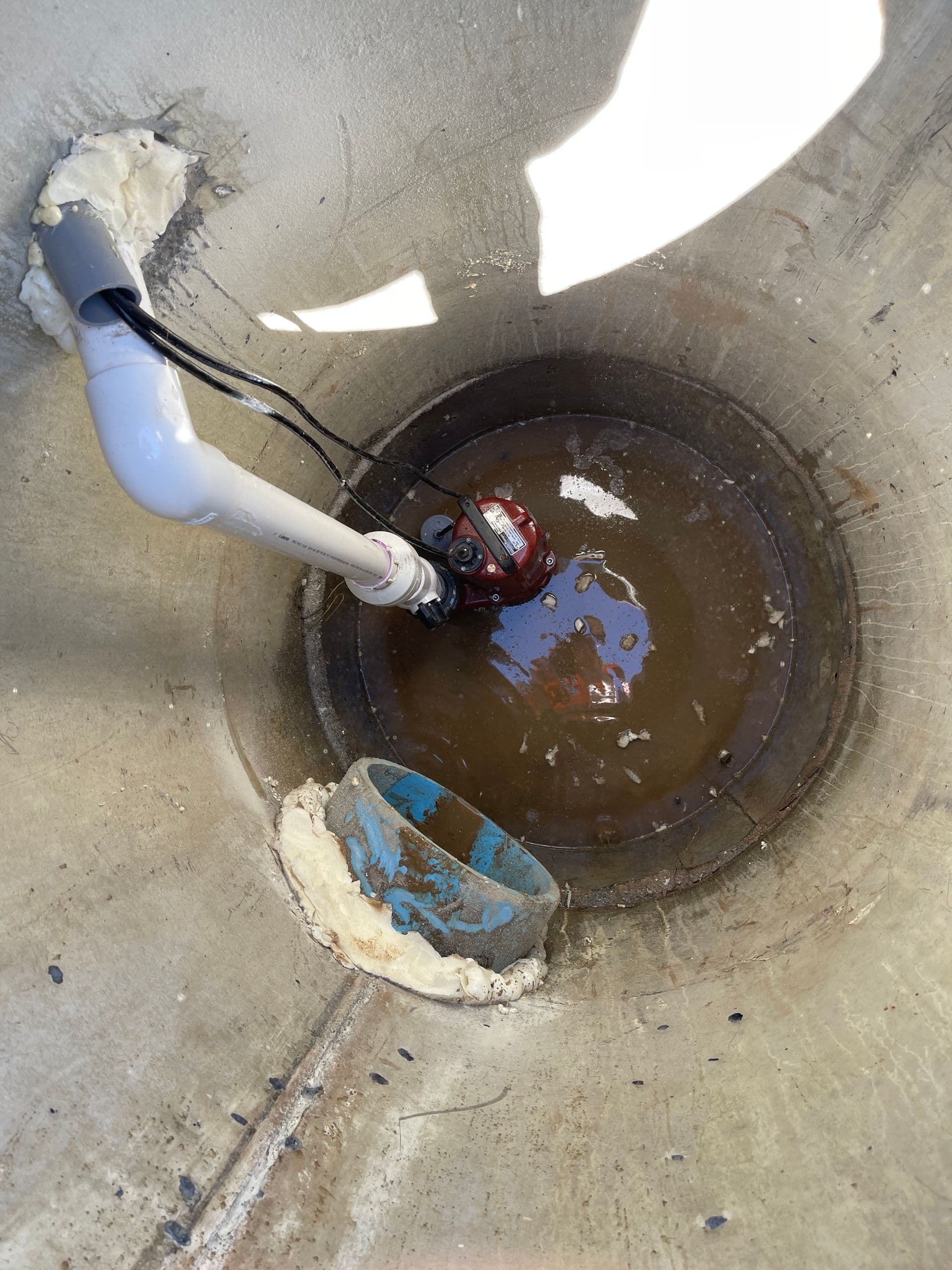 Canal pump setup
